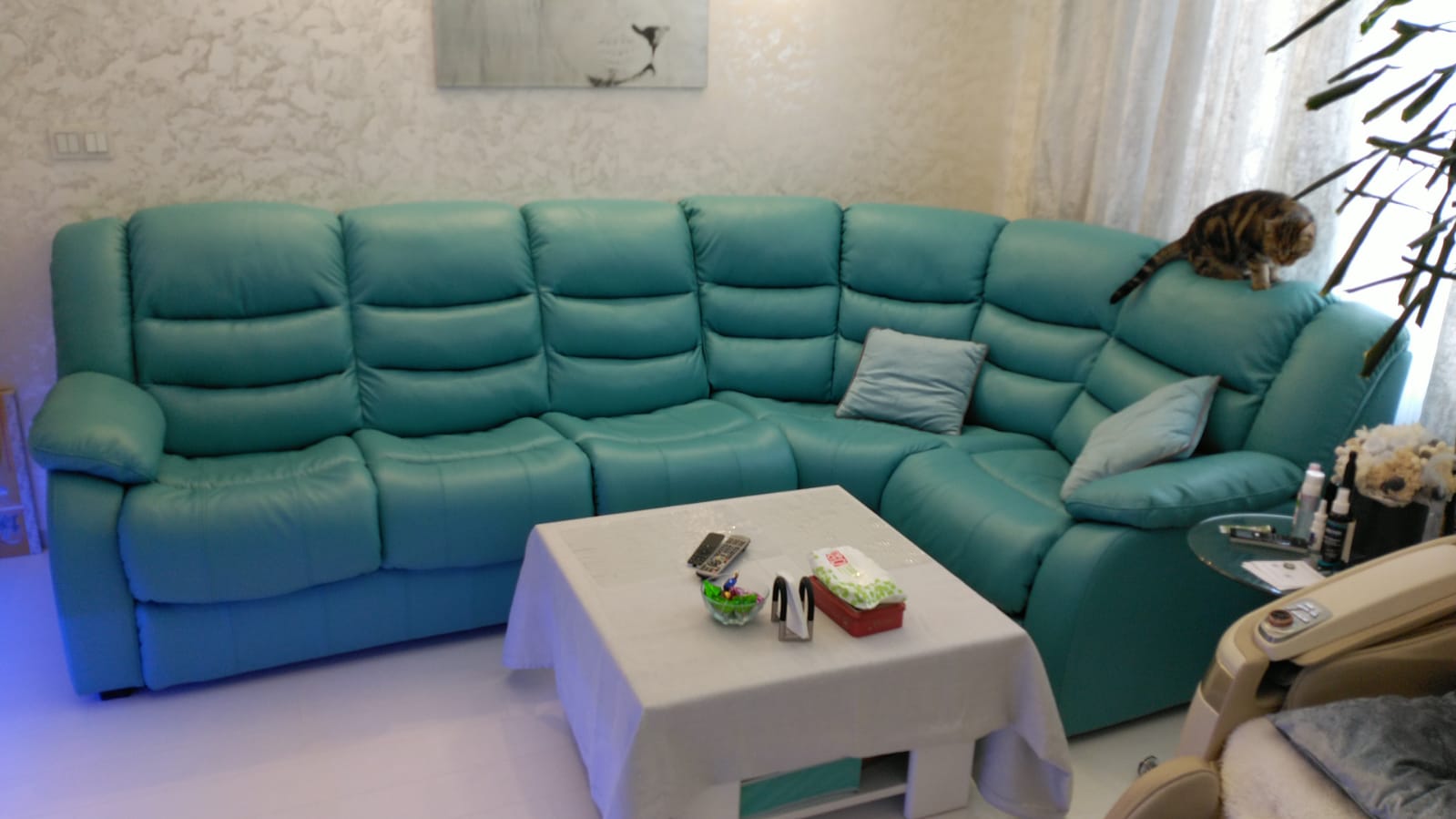 Перетяжка дивана на дому. Волчанск